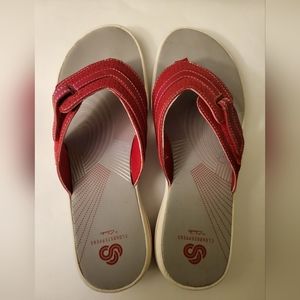 Clarks Cloudsteppers RED Size 8